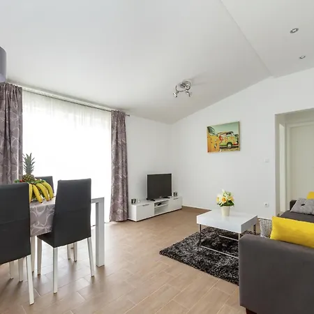 Apartment Beautiful In Between Split And Trogir *