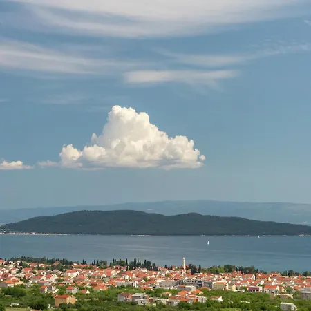 Beautiful In Between Split And Trogir Apartment *