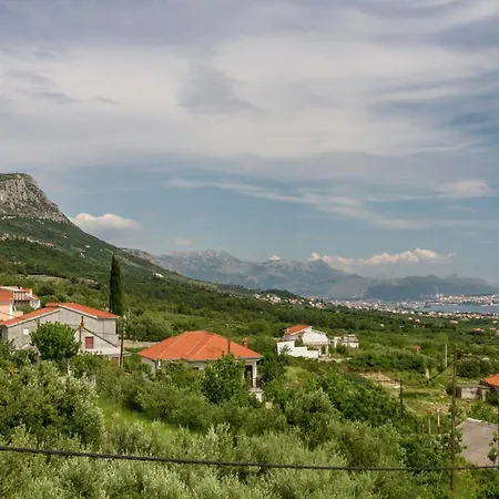 Apartment Beautiful In Between Split And Trogir Kastel Stari