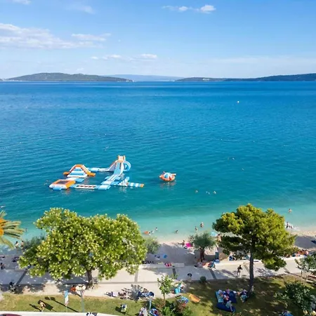 Beautiful In Between Split And Trogir Apartment