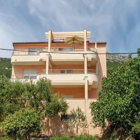 Beautiful In Between Split And Trogir Apartment Kastel Stari